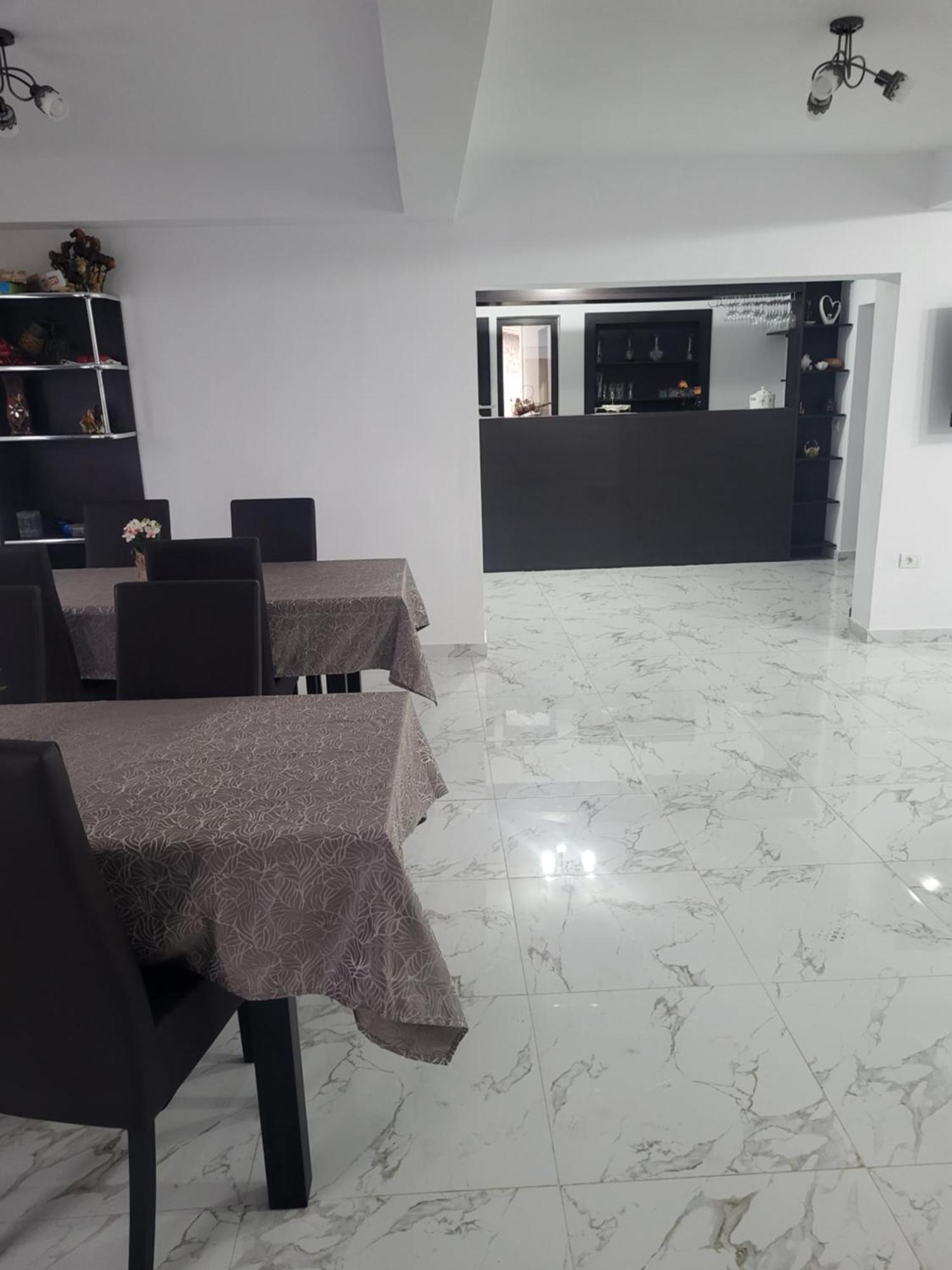 Vila Mae Star Curtea de Argeş Extérieur photo